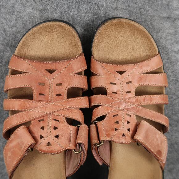 Clarks Shoes Womens 10 Sandals Bendables Leather Adjustable Straps Wedge Comfort - Picture 7 of 11